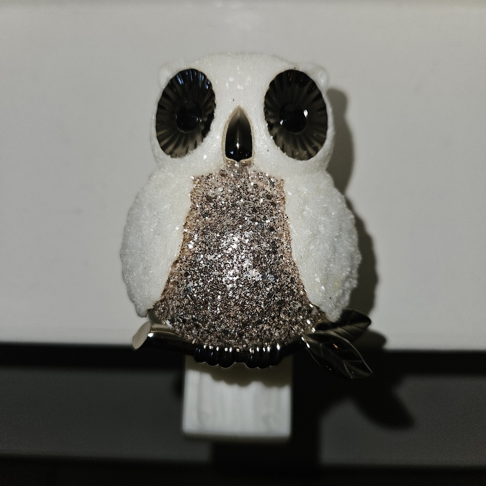 Bath & Body Works Wallflower Diffuser Plug-in Light Up Owl on glitter Branch